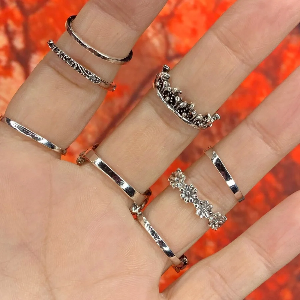 3/$10 NEW Boho Style Rings & MIDI Rings Design Mix / silver tone Bundle NWOT - Picture 8 of 9